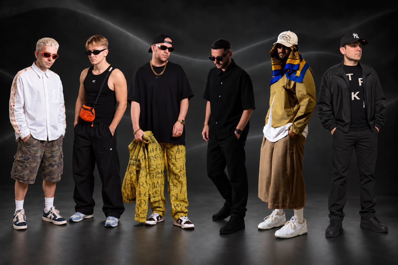 Volac, Amine Edge, Tim Baresko, Abbud e Gabão no cenário dark com piso iluminado